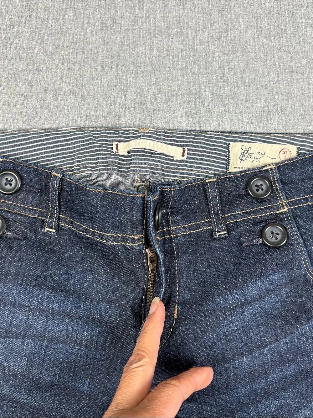 Gap Limited Edition Denim Bermuda Jorts 27/4 Y2K Nautical Button Low‎ Rise